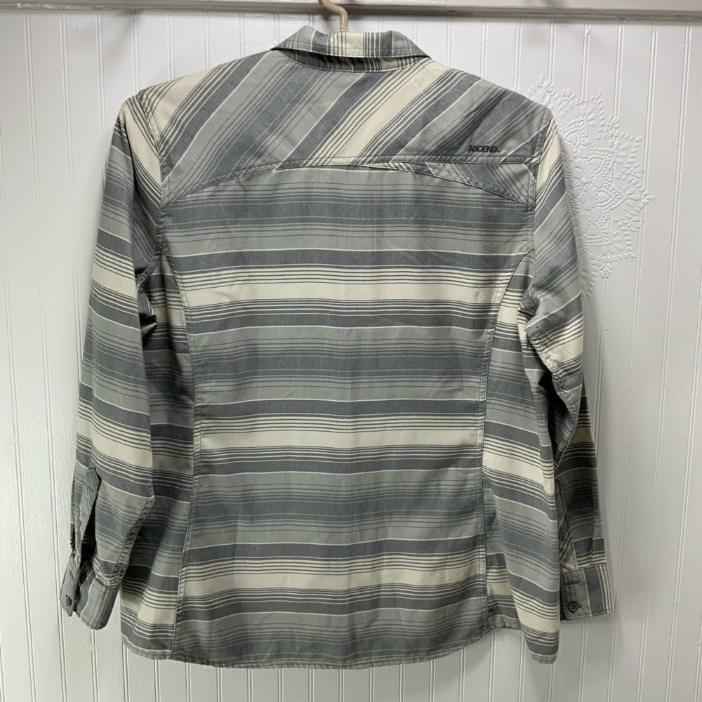 ASCEND Women’s flannel shirt - Picture 4 of 6